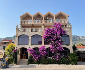Angolo Apartments